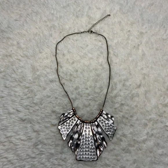 Elegant Silver Statement Necklace - Picture 5 of 6